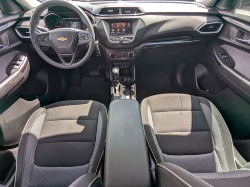 Used 2023 Chevrolet TrailBlazer LS image 28