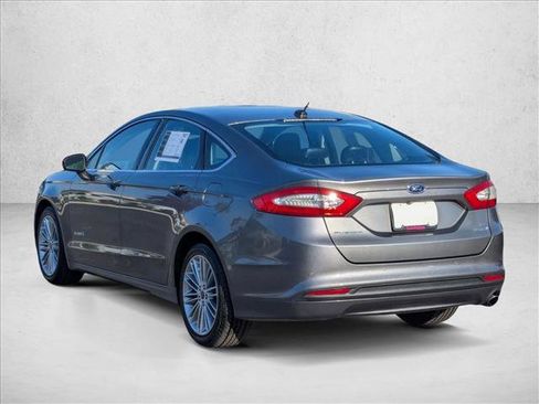Used 2014 Ford Fusion SE w/ Equipment Group 502A image 8