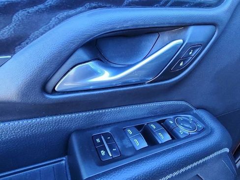 Certified 2022 GMC Yukon XL Denali image 25