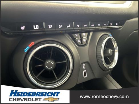 Used 2020 Chevrolet Blazer LT AWD/4WD image 23