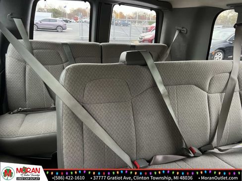 Used 2017 Chevrolet Express 3500 LT w/ LT Preferred Equipment Group image 14