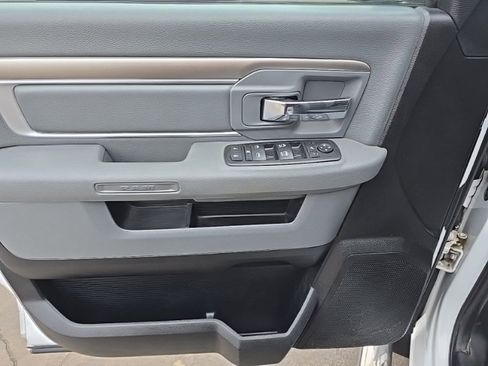 Used 2015 RAM 1500 Big Horn image 21