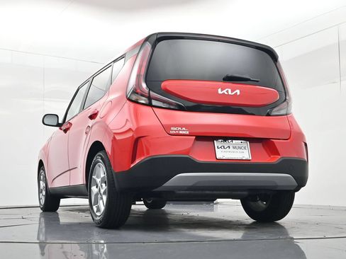 Certified 2024 Kia Soul S FWD image 39