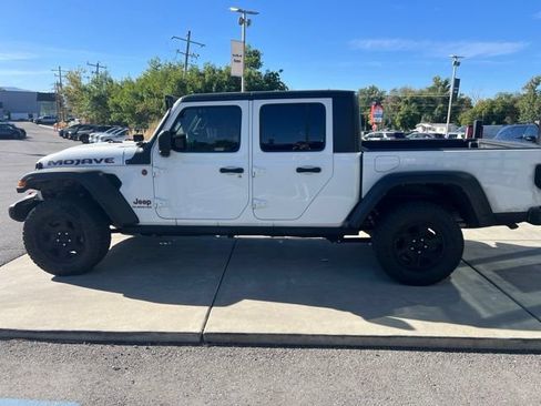 Used 2022 Jeep Gladiator Mojave w/ LED Lighting Group AWD/4WD image 5