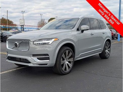 Used 2025 Volvo XC90 T8 Plus w/ Protection Package Premier image 3