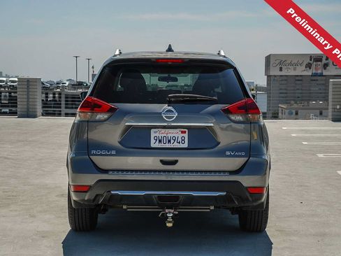 Used 2018 Nissan Rogue SV w/ Premium Package AWD/4WD image 7