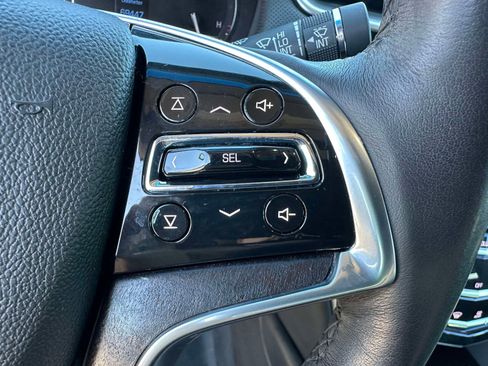 Used 2019 Cadillac XTS Luxury FWD image 14
