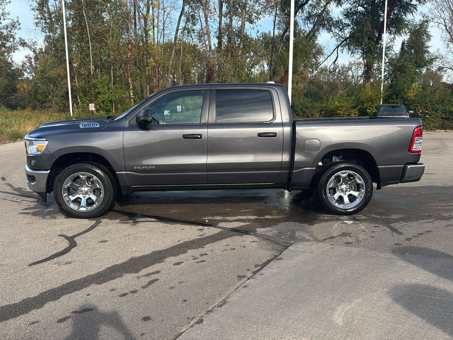 Used 2023 RAM 1500 Big Horn AWD/4WD image 2