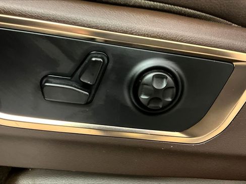 Used 2025 RAM 1500 Limited image 33