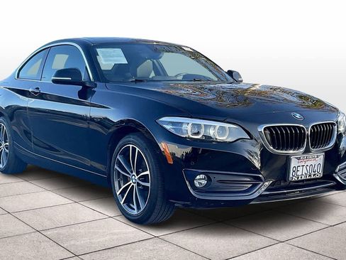 Used 2018 BMW 230i Coupe image 2