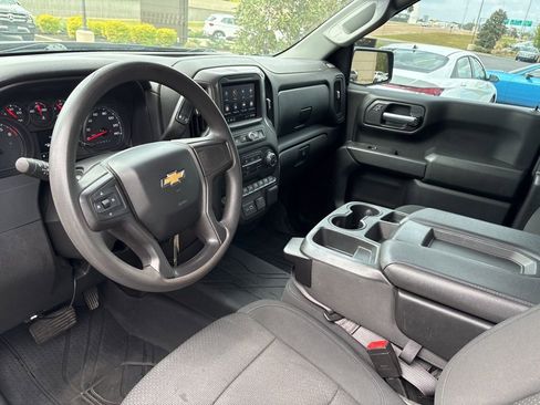 Used 2021 Chevrolet Silverado 1500 Custom image 10