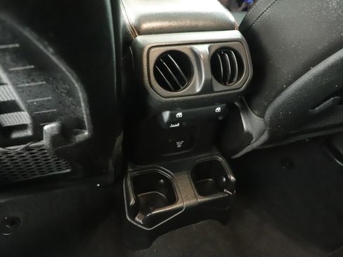 Certified 2021 Jeep Gladiator Mojave image 25