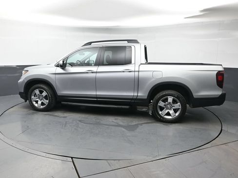 Certified 2025 Honda Ridgeline RTL image 3