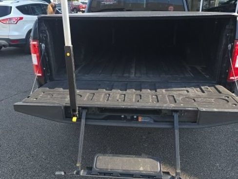 Used 2019 Ford F150 XLT w/ Equipment Group 302A Luxury AWD/4WD image 10