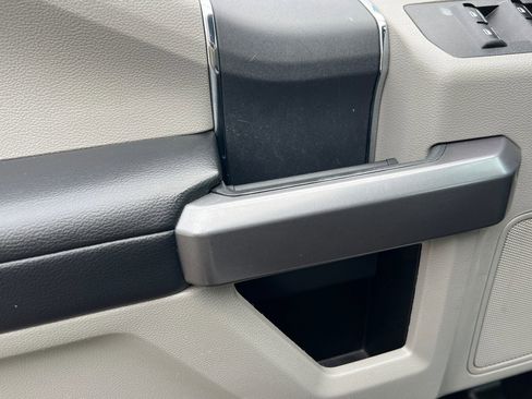 Used 2022 Ford F250 XLT image 10