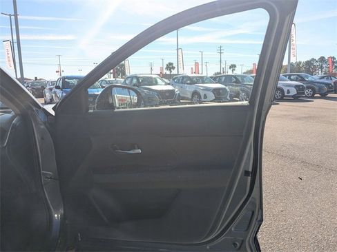 New 2026 Nissan Kicks SV w/ SV Premium Package image 32
