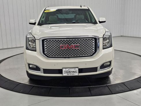 Used 2015 GMC Yukon XL Denali w/ Touring Package RWD image 8