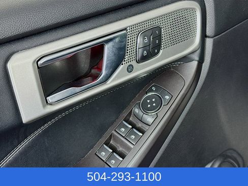 Used 2020 Ford Explorer Limited image 18