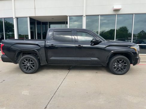 Used 2024 Toyota Tundra Platinum image 4