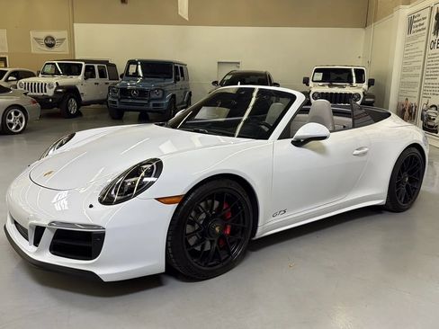 Used 2017 Porsche 911 Cabriolet image 14