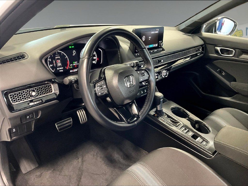 Used 2025 Honda Civic Sport image 8