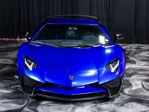 Used 2016 Lamborghini Aventador LP 750-4 Superveloce AWD/4WD image 10
