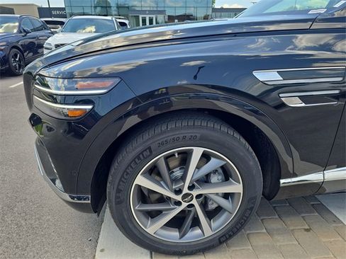 Used 2025 Genesis GV80 2.5T Advanced image 10