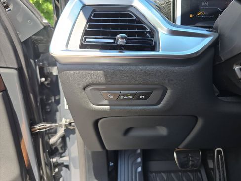 New 2026 BMW X5 xDrive50e w/ M Sport Package AWD/4WD image 32