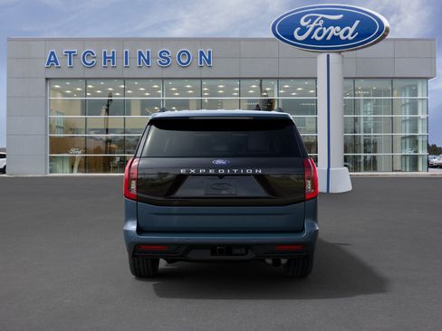 New 2027 Ford Expedition Active AWD/4WD image 7