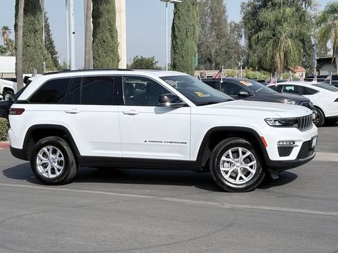 Used 2022 Jeep Grand Cherokee Limited AWD/4WD image 4