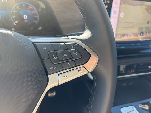 New 2026 Volkswagen Atlas SEL Premium R-Line AWD/4WD image 16