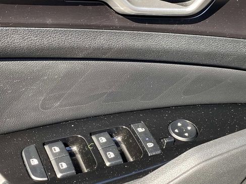 Used 2023 Kia Sportage EX FWD image 29