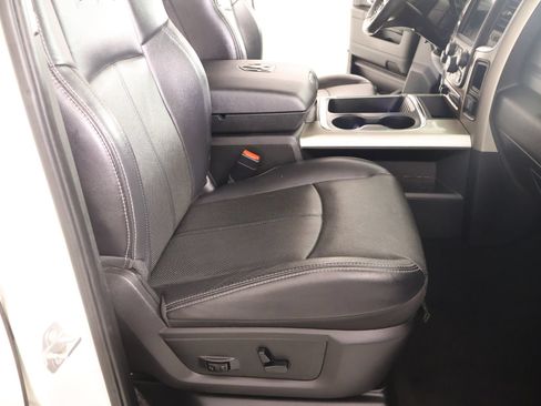 Used 2018 RAM 2500 Laramie AWD/4WD image 14