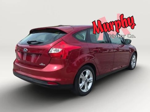 Used 2014 Ford Focus SE w/ SE Winter Package FWD image 7