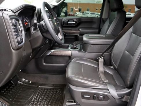 Used 2021 Chevrolet Silverado 3500 LTZ w/ LTZ Texas Edition image 37