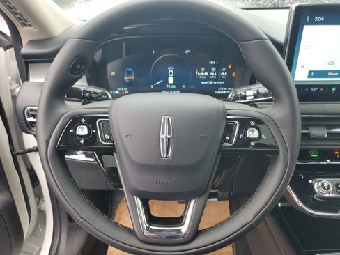 New 2026 Lincoln Corsair Premiere AWD/4WD image 15