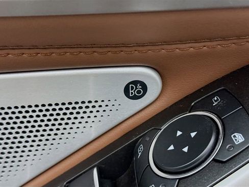 Used 2024 Ford Explorer King Ranch w/ Technology Package image 19