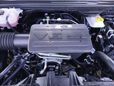 Used 2025 RAM 1500 Big Horn AWD/4WD image 26