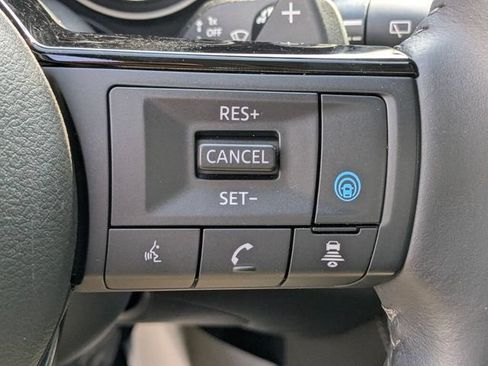 Used 2021 Nissan Rogue SL w/ Premium Package FWD image 19