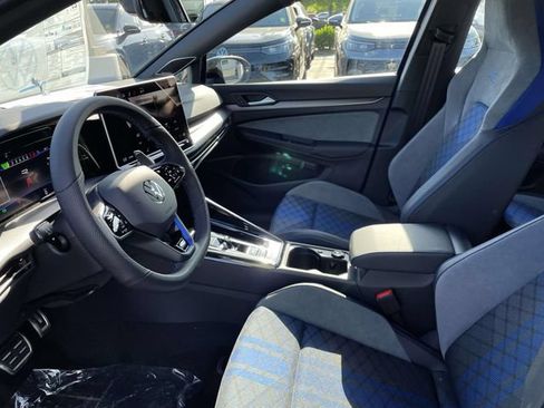Used 2026 Volkswagen Golf w/ Euro Style Package AWD/4WD image 6