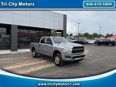 Used 2022 RAM 2500 Tradesman AWD/4WD image 1