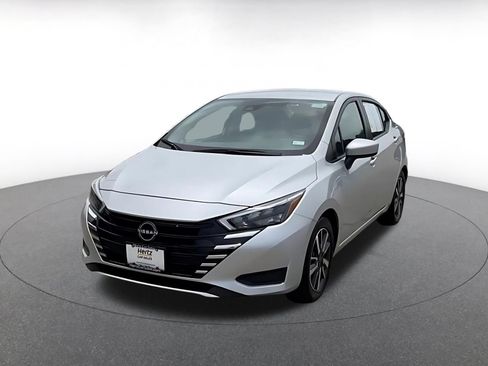 Used 2025 Nissan Versa SV FWD image 7