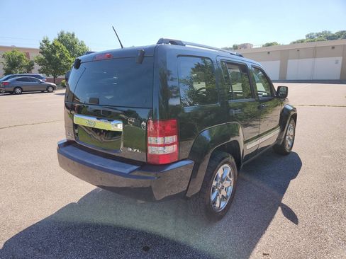 Used 2008 Jeep Liberty Limited w/ Premium Group II AWD/4WD image 8