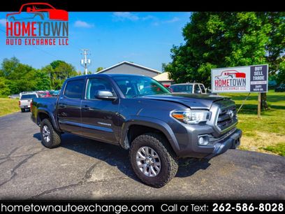 Used 2016 Toyota Tacoma SR5 w/ SR5 Appearance Package (SN)