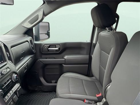 Used 2024 Chevrolet Silverado 2500 Custom w/ Custom Value Package image 16