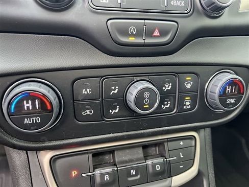 Certified 2022 GMC Terrain Denali image 29