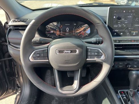 Certified 2022 Jeep Compass Trailhawk AWD/4WD image 10