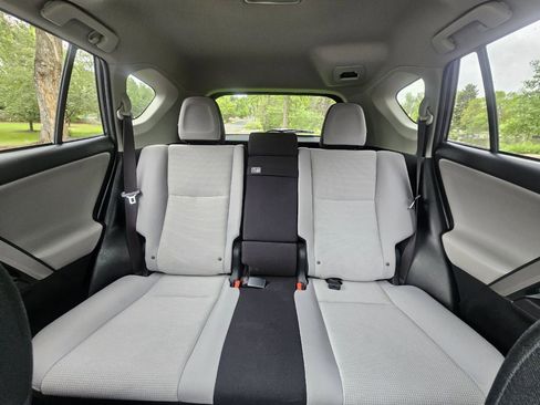Used 2018 Toyota RAV4 XLE w/ Convenience Package AWD/4WD image 23