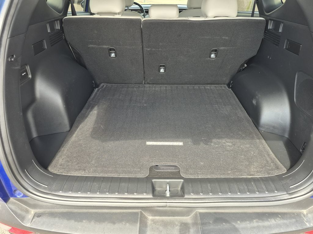 Used 2023 Hyundai Tucson Limited FWD image 13