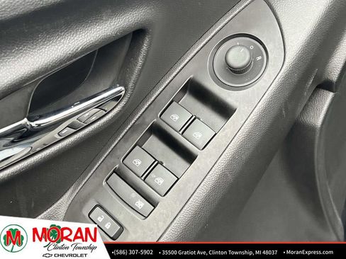 Certified 2022 Chevrolet Trax LT w/ LT Convenience Package image 16